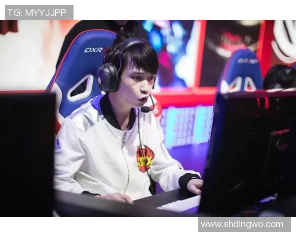 FPX战队在CSGO中的灵活战术解析与团队协作探讨